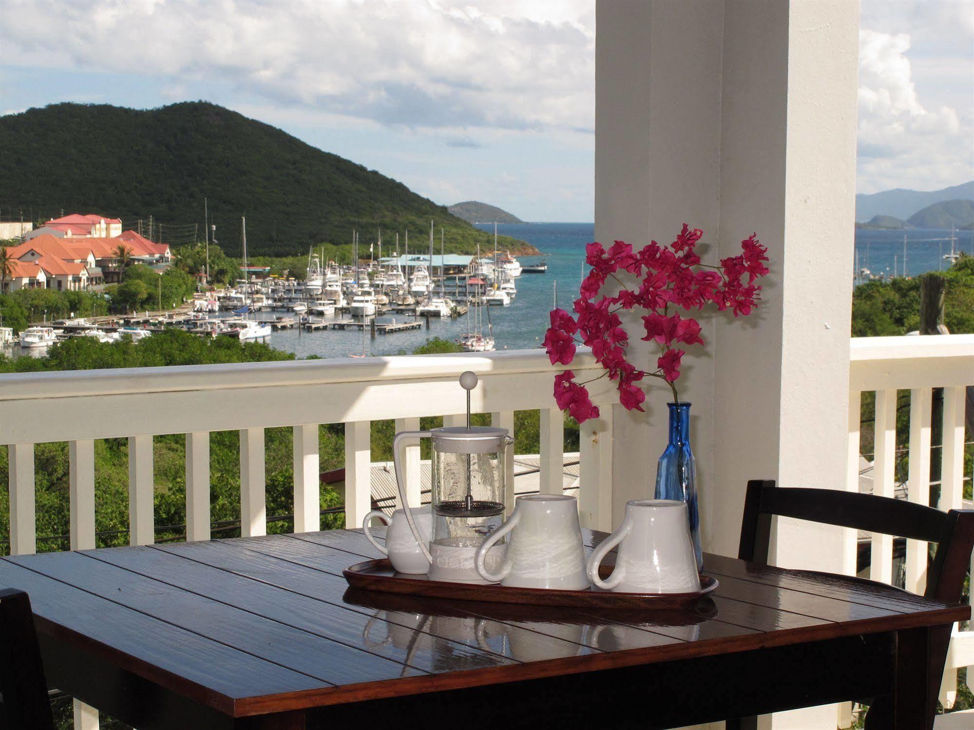 Two Sandals - A Boutique Hotel นาซาเร็ธ ภายนอก รูปภาพ
