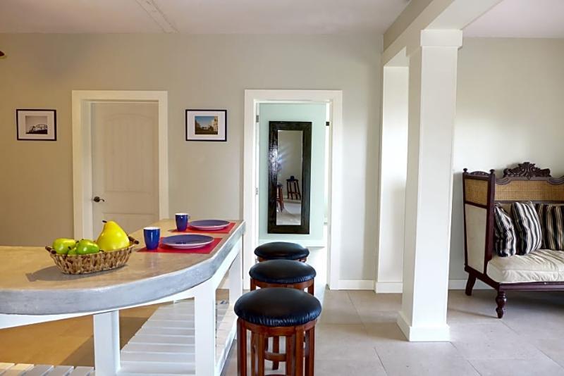 Two Sandals - A Boutique Hotel นาซาเร็ธ ภายนอก รูปภาพ